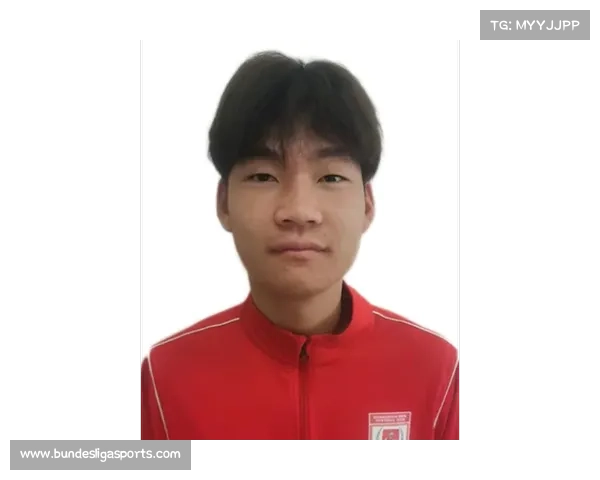 全国U18最佳技术奖得主王振宇签约职业俱乐部决定弃学投身职业联赛 全国U18最佳技术奖得主王振宇签约职业俱乐部决定弃学投身职业联赛